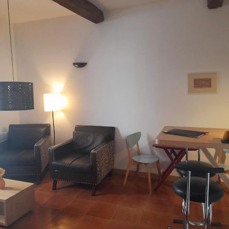 Les Studios De St Guilhem Saint-Guilhem-le-Desert Εξωτερικό φωτογραφία