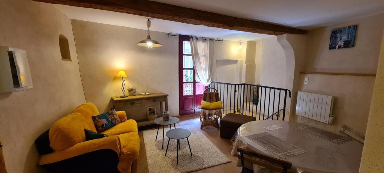 Les Studios De St Guilhem Saint-Guilhem-le-Desert Εξωτερικό φωτογραφία