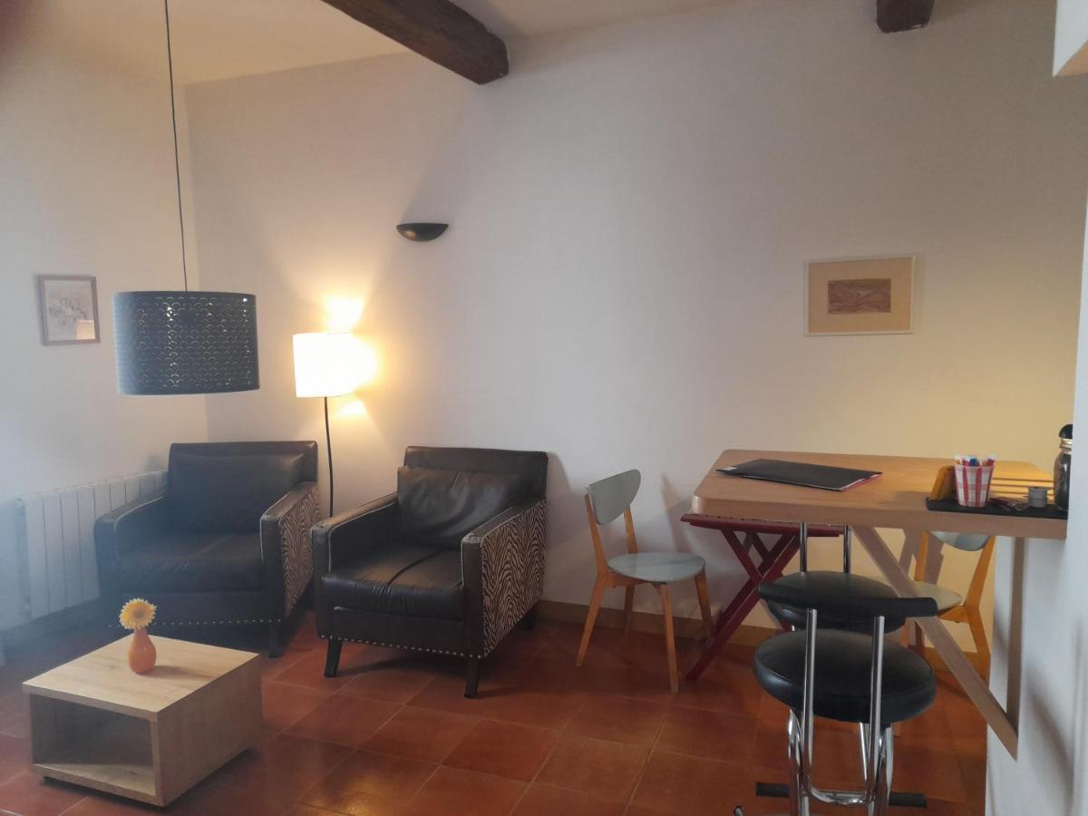 Les Studios De St Guilhem Saint-Guilhem-le-Desert Εξωτερικό φωτογραφία