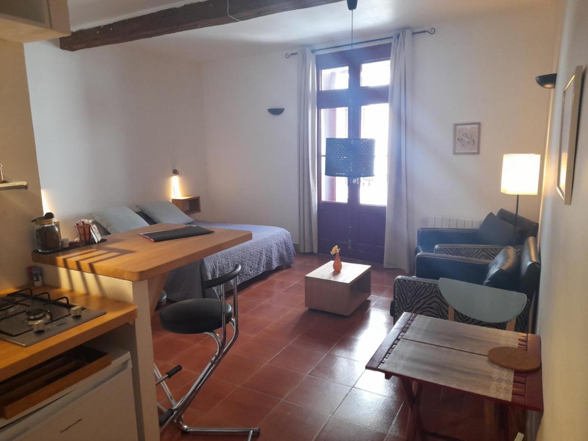 Les Studios De St Guilhem Saint-Guilhem-le-Desert Εξωτερικό φωτογραφία