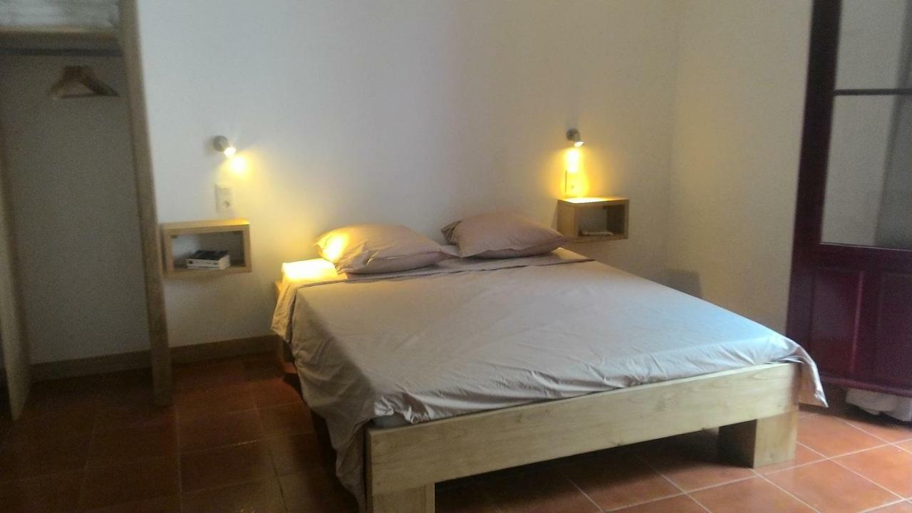 Les Studios De St Guilhem Saint-Guilhem-le-Desert Εξωτερικό φωτογραφία