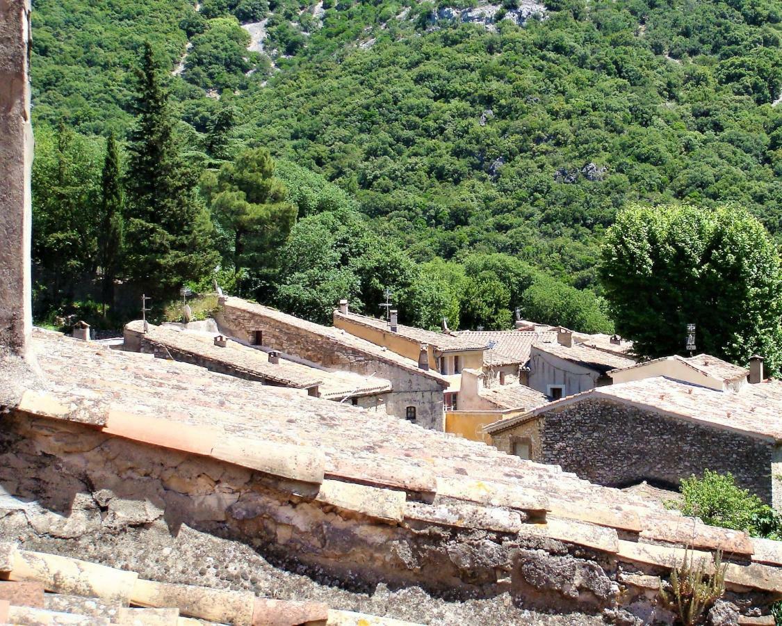 Les Studios De St Guilhem Saint-Guilhem-le-Desert Εξωτερικό φωτογραφία